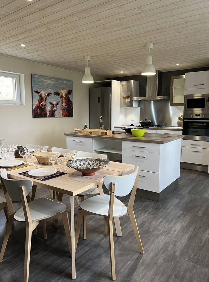 Gîte pour 4 personnes, avec terrasse ainsi que piscine et jardin à Martel - 3