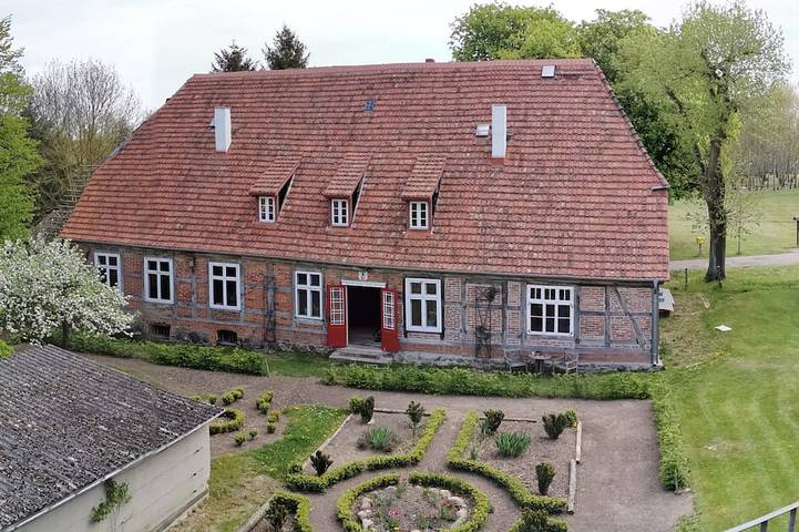 Ferienwohnung für 4 Personen, mit Terrasse und Garten sowie Sauna, mit Haustier - 1