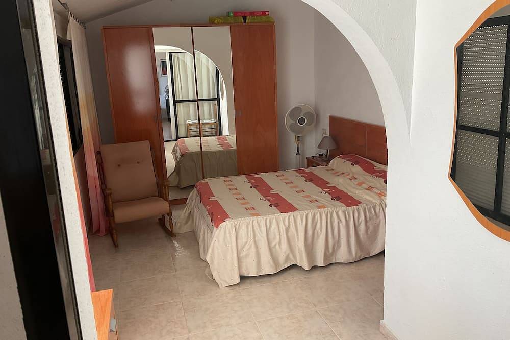 Casa residencial con piscina in Los Geraneos, Costa Cálida