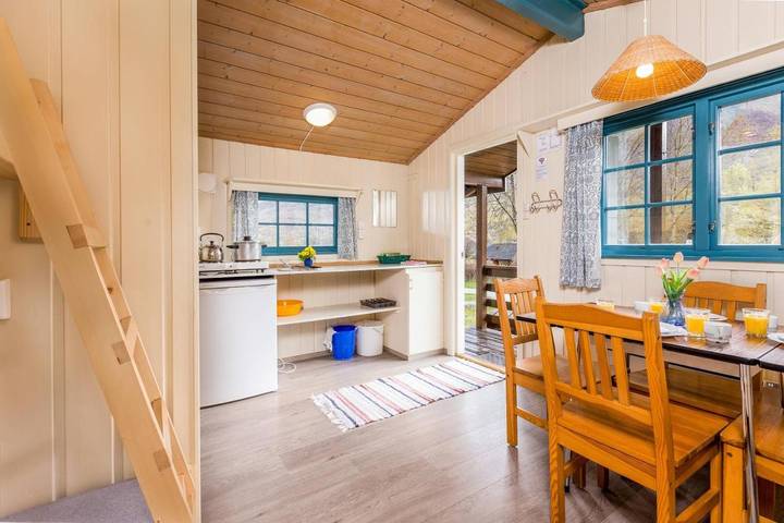 Location de vacances pour 4 personnes, avec terrasse ainsi que vue et jardin dans Flåm - 4