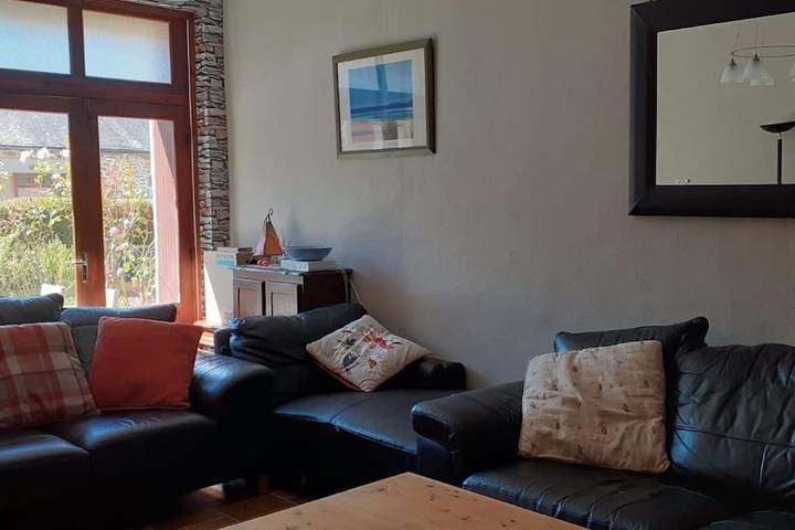 Location de vacances pour 10 personnes, avec jardin et vue, animaux acceptés à Belle-Isle-en-Terre - 4