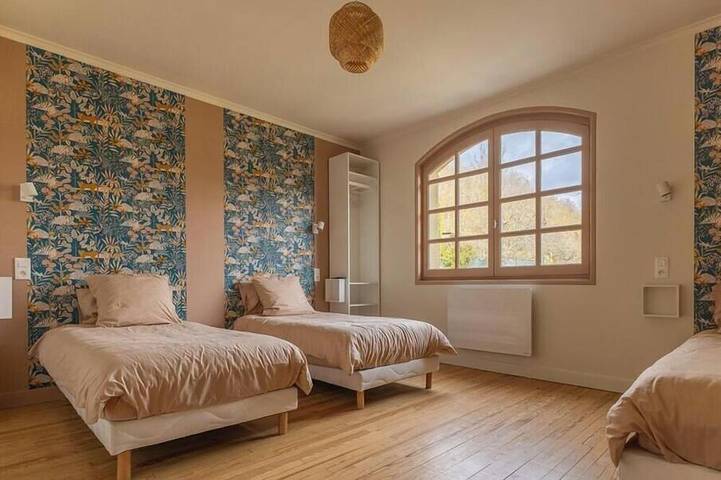 Location de vacances pour 14 personnes, avec jardin à Champeix - 4