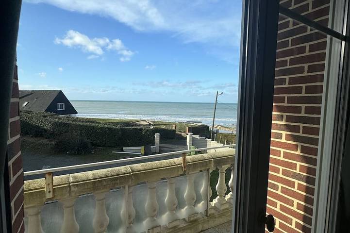 Gîte pour 16 personnes, avec Terrasse et Jardin à Dieppe