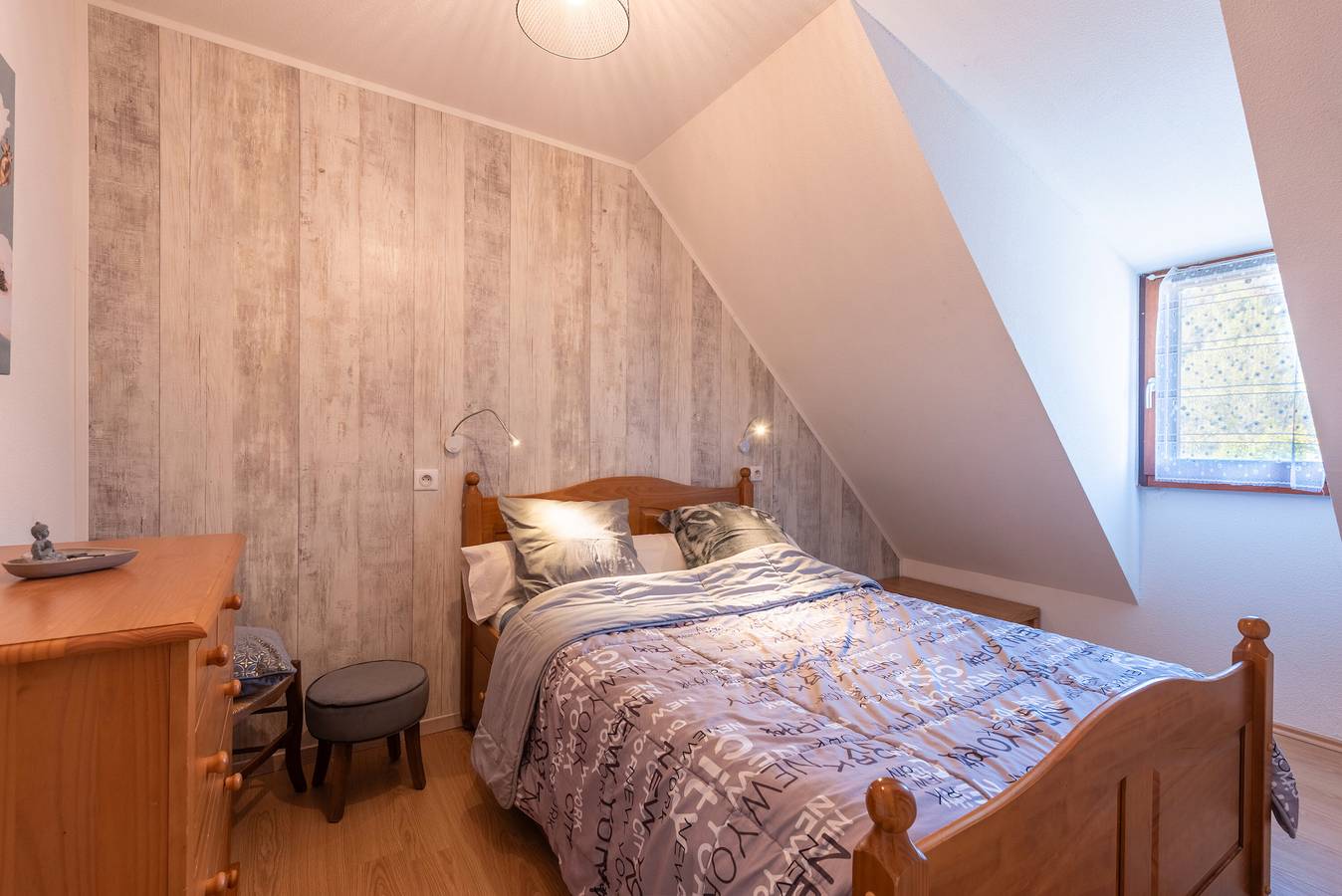 Gîte 'Clarabide' avec vue sur la montagne, terrasse privée et Wi-Fi in Loudenvielle, Pyrénées