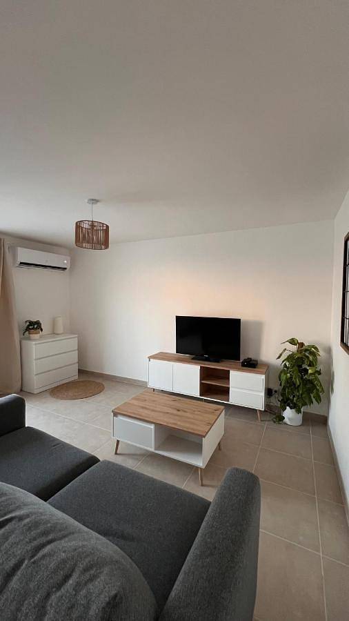 Apartamento de vacaciones para 4 personas, con terraza y jardín - 1