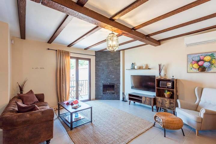 Casa rural para 6 personas, con Balcón además de Terraza y Vistas en Genalguacil