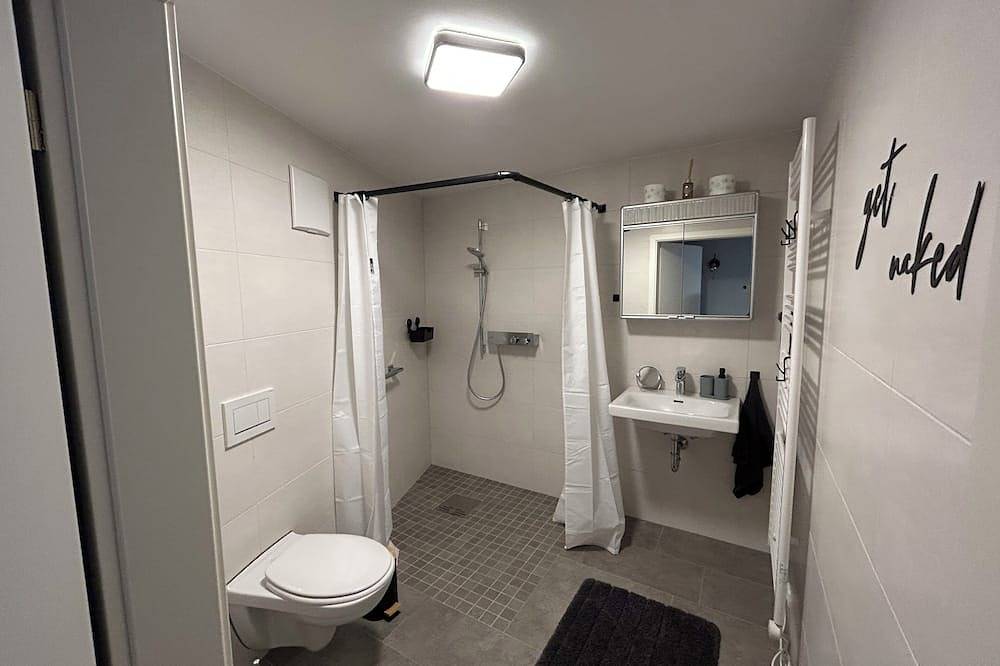 Ganze Wohnung, Gemütliche Ferienwohnung in Nideggen-Berg in Nideggen, Rureifel (Nordrhein-westfalen)