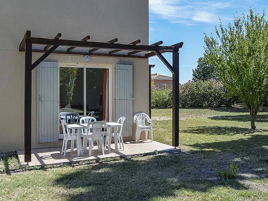 Résidence Sun Hols Les Rives du Lac - Vacancéole - Ferienhaus 6 personen - Haus 3 Zimmer 6 Personen in Saint-Saturnin-lès-Avignon, Vaucluse