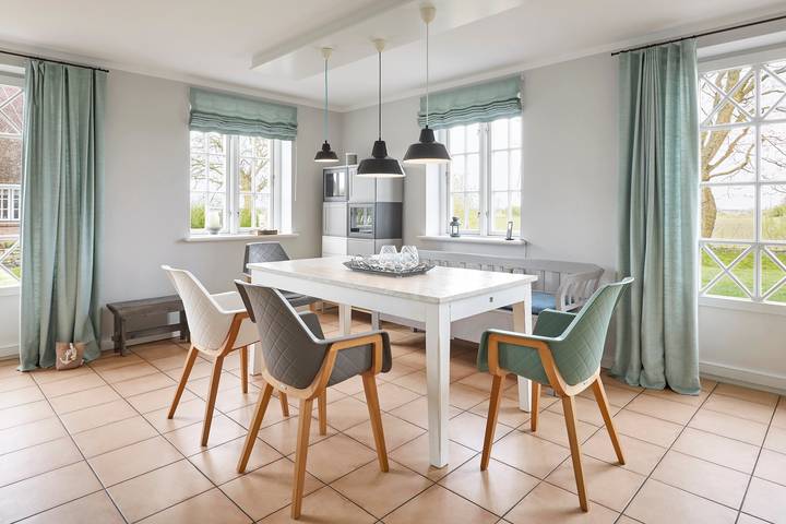 Ferienhaus für 5 Personen, mit Terrasse und Sauna sowie Garten in Alkersum - 2