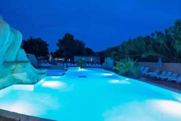 Camping pour 3 Personnes dans Bormes-les-Mimosas, Parc national de Port-Cros, Photo 4