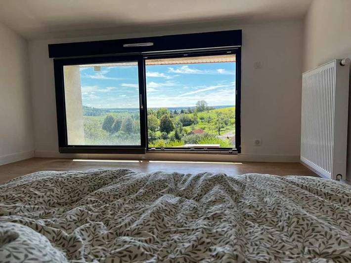 Location de vacances pour 4 personnes, avec jardin ainsi que terrasse et vue dans Villouxel