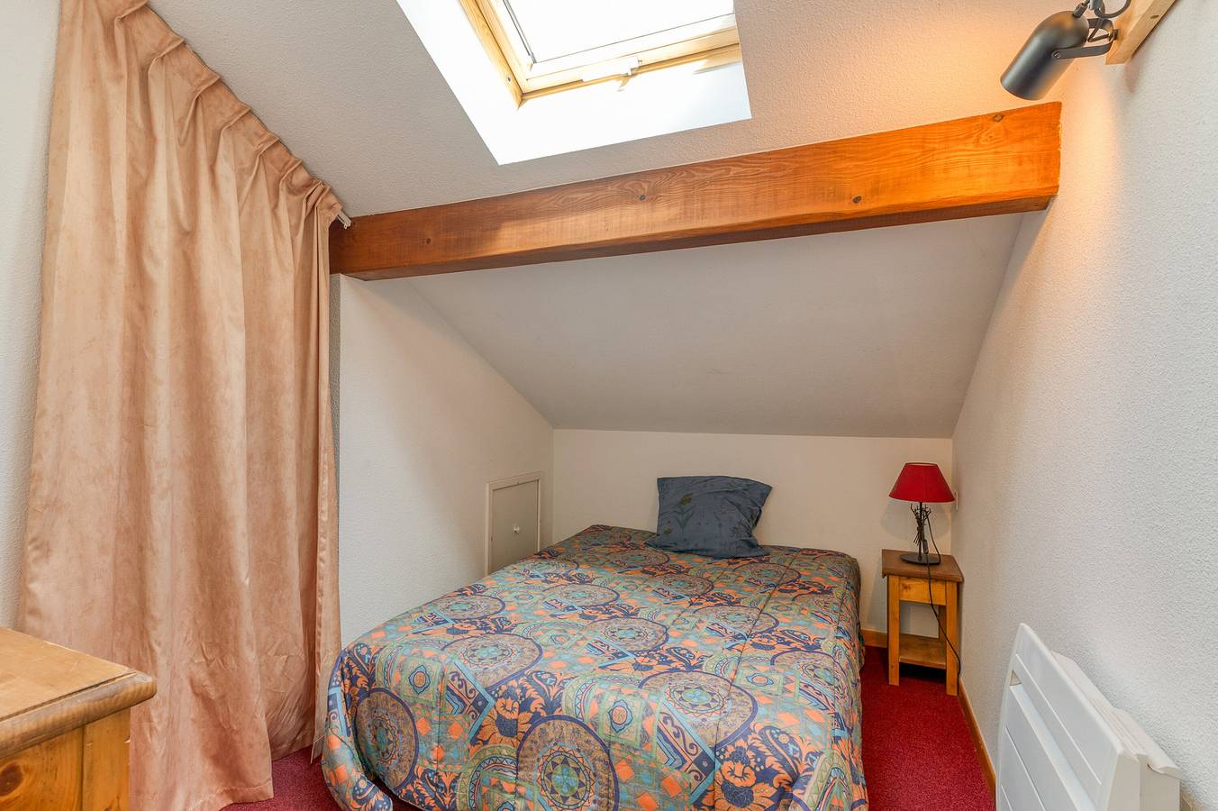 Apartamento entero, Apartamento 'Bouquetin' con vistas a la montaña, jardín compartido y Wi-Fi in Le Bourg-d'Oisans, Les Deux Alpes