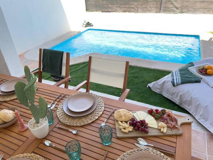 Ferienwohnung für 8 Personen, mit Garten und Ausblick sowie Pool, kinderfreundlich - 1