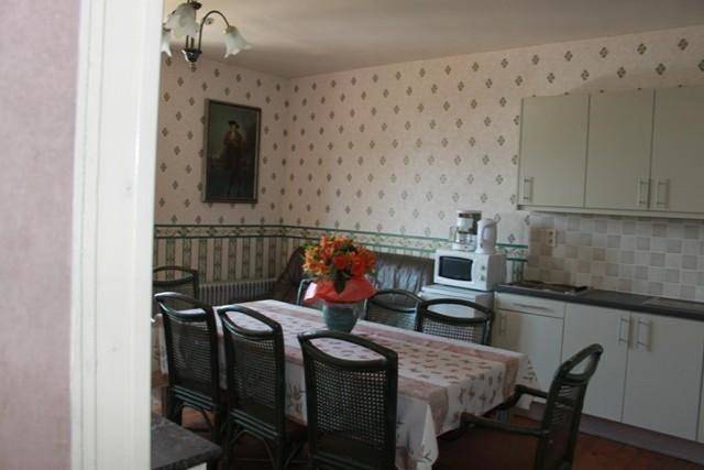 Appartement entier, Apartment - Ground Floor in Queyssac, Périgord Pourpre
