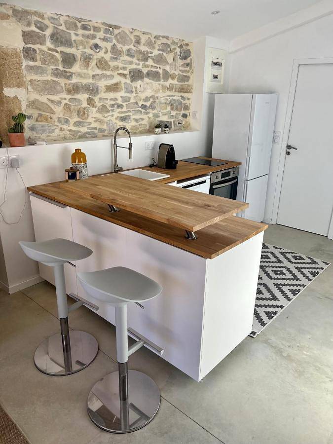 Appartement entier, Appartement cosy avec terrasse in Saint-Gervasy, Région de Nîmes
