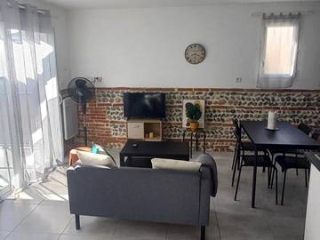 Gîte pour 2 personnes, avec terrasse et vue à Saint-Orens-de-Gameville