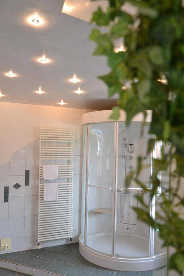 Ferienhaus für 4 Personen, mit Terrasse und Pool sowie Sauna und Ausblick in Künzell - 3