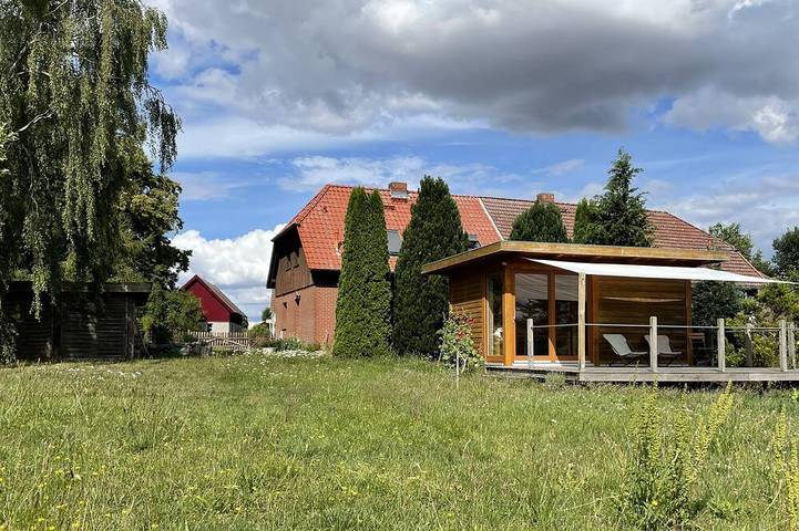 Ferienhaus für 6 Personen, mit Terrasse und Garten sowie Sauna in Ankershagen