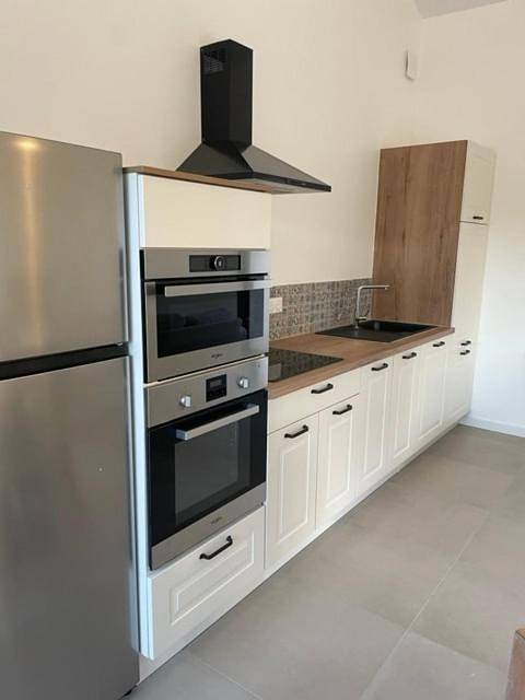 Location de vacances pour 5 personnes, avec terrasse ainsi que vue et jardin à Port-Saint-Père - 4