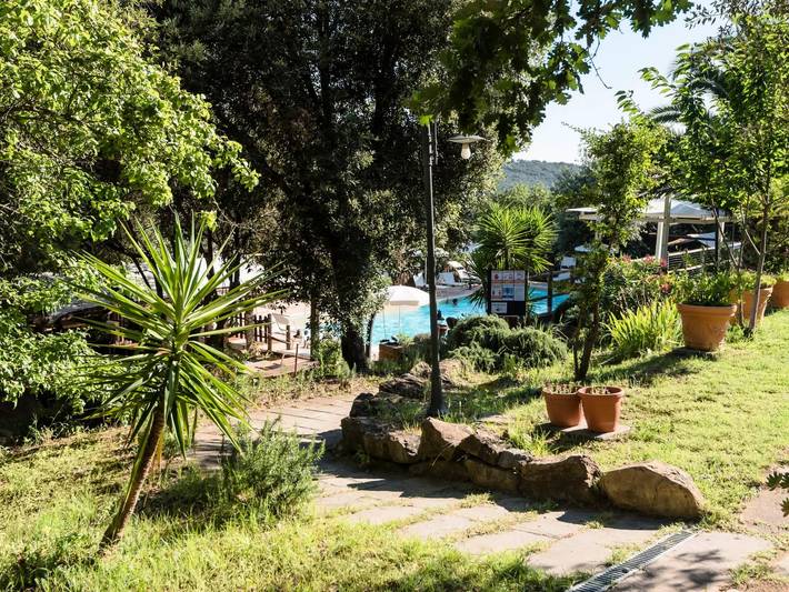 Agriturismo per 2 persone, con piscina e giardino a Monterotondo Marittimo