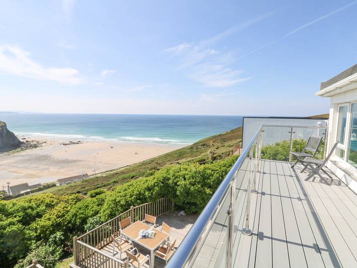 Cottage for 8 people, with Balcony and Garden in St Agnes