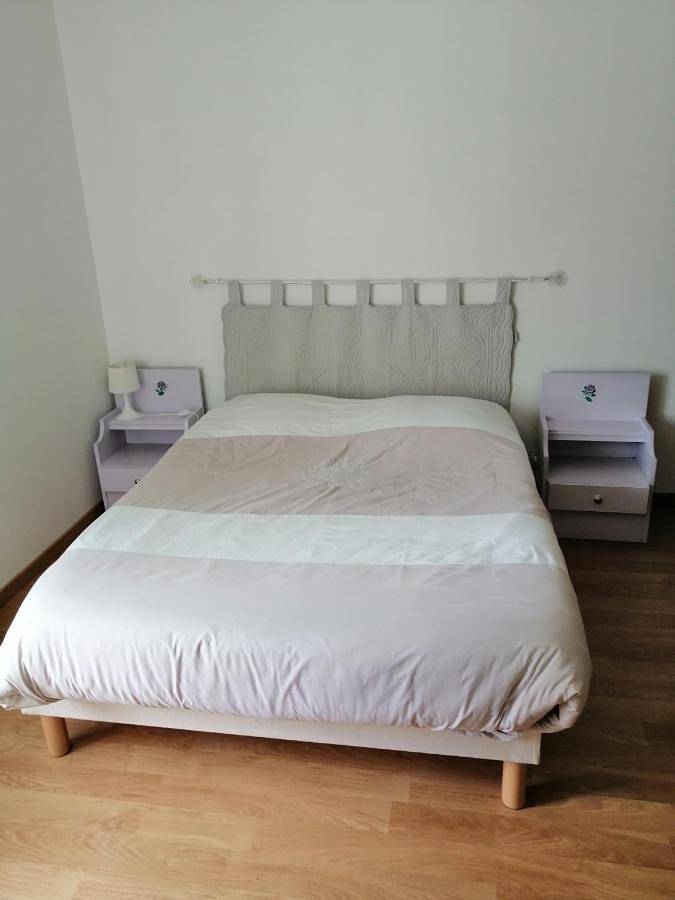 Two-Bedroom House in Mérigny, Région de Le Blanc