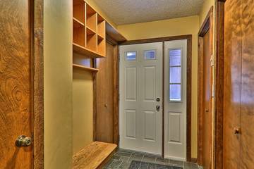 Vacation Apartment for 6 Guests in Ludlow, Okemo Mountain, Picture 1