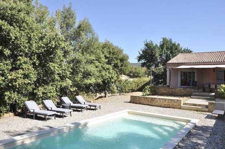 Villa pour 7 personnes, avec jardin et terrasse, animaux acceptés