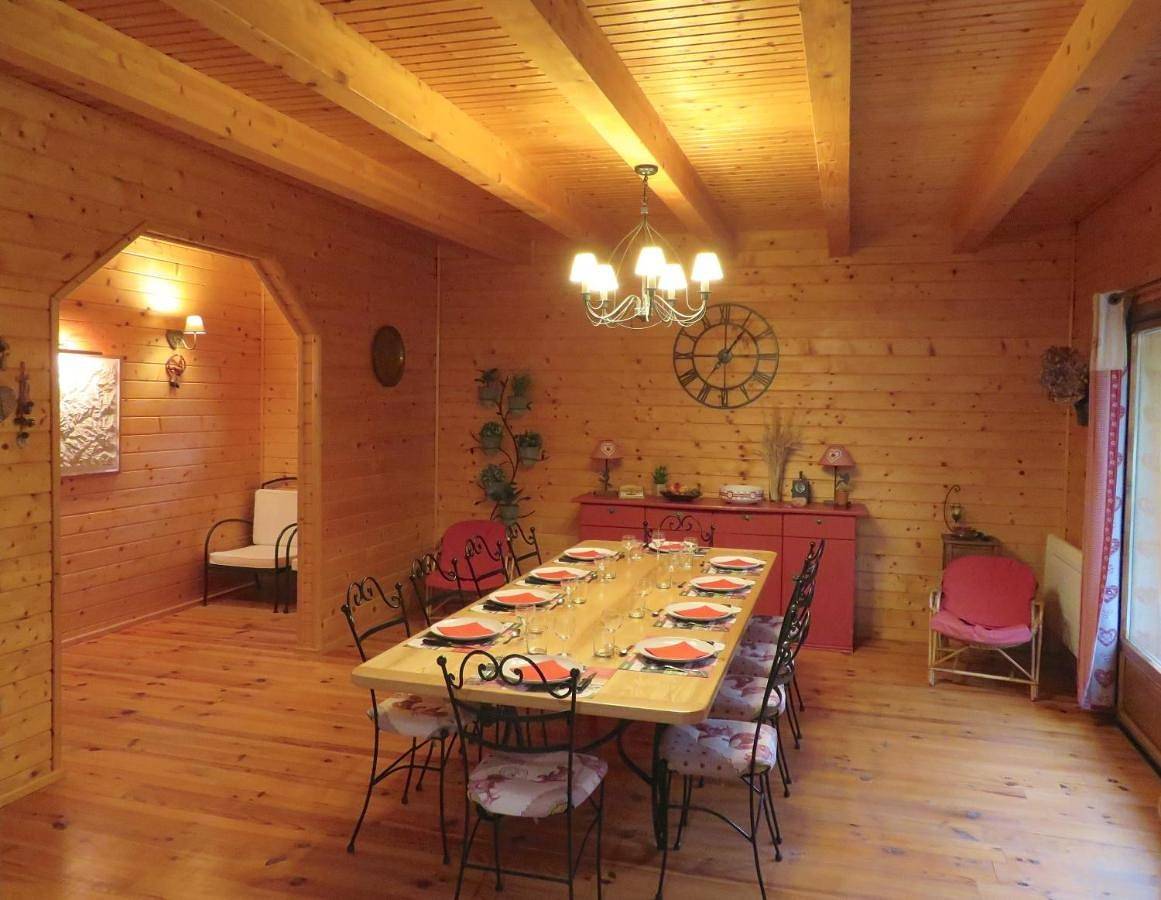 Chambre d’hôte pour 3 personnes avec jardin in L'Argentière-la-Bessée, Parc national des Écrins