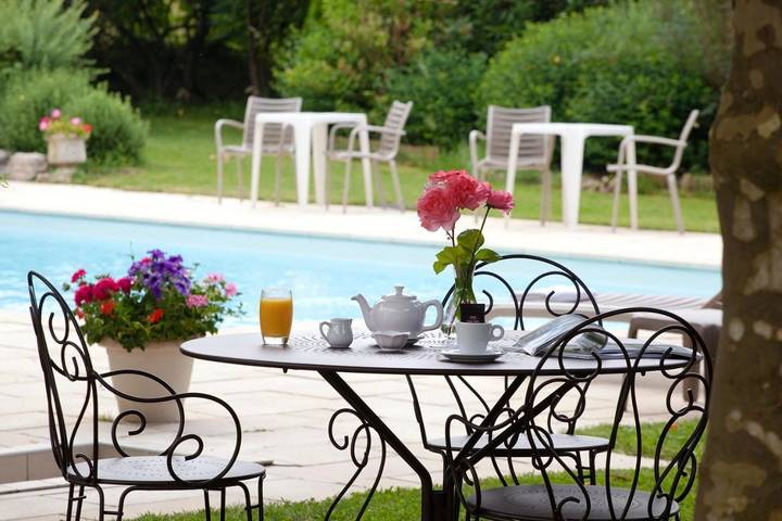 Hôtel pour 2 personnes, avec jardin et piscine, animaux acceptés