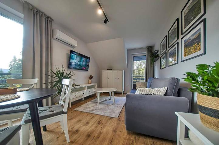 Gîte pour 4 personnes, avec jardin et vue, animaux acceptés à Pcim