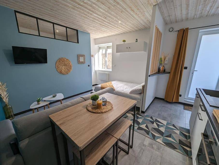 Appartement entier, Studio in Paray-le-Monial, Région de Charolles