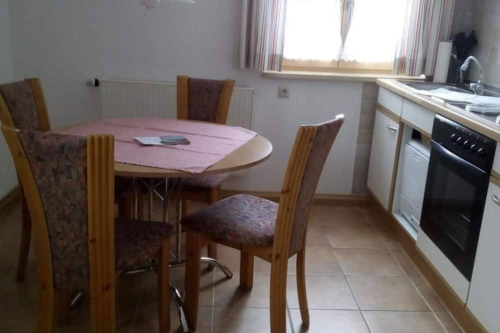 Ganze Wohnung, Gemütliche Ferienwohnung in Unterammergau in Unterammergau, Bayerische Alpen