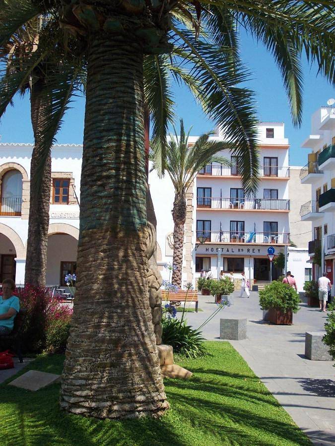 Hostal Rey in Playa de Santa Eulalia, Santa Eulària des Riu