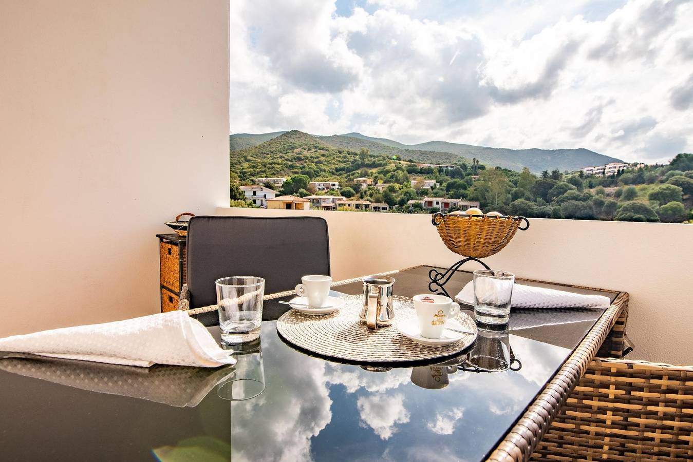 Ganze Ferienwohnung, Pentahaus "Casa Adina" mit späktakuläres Meerblick in Badesi, Olbia-Tempio