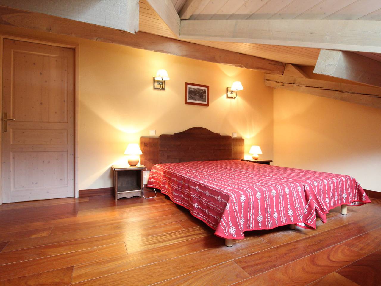 Apartamento entero, Amplio dúplex para 10 en Lanslebourg con chimenea, Wifi, 4 habitaciones in Lanslebourg-Mont-Cenis, Región de Saint-Jean-de-Maurienne