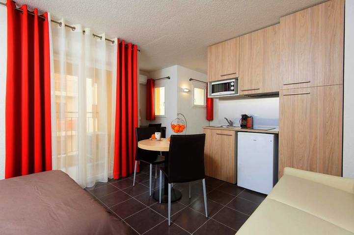Location de vacances pour 2 personnes, avec vue et balcon dans Saint-Roch - 2