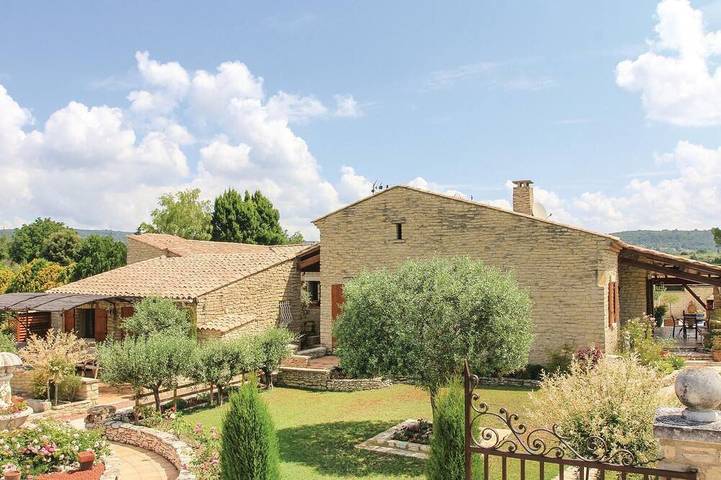 Location de vacances pour 4 personnes, avec terrasse à Gordes