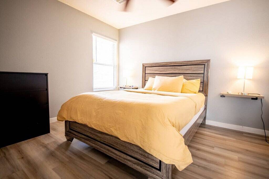 Gorgeous Las Vegas home with Rv parking in North Las Vegas, Nevada