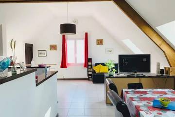 Gîte pour 8 personnes, avec jardin et terrasse à Pont-Sainte-Maxence
