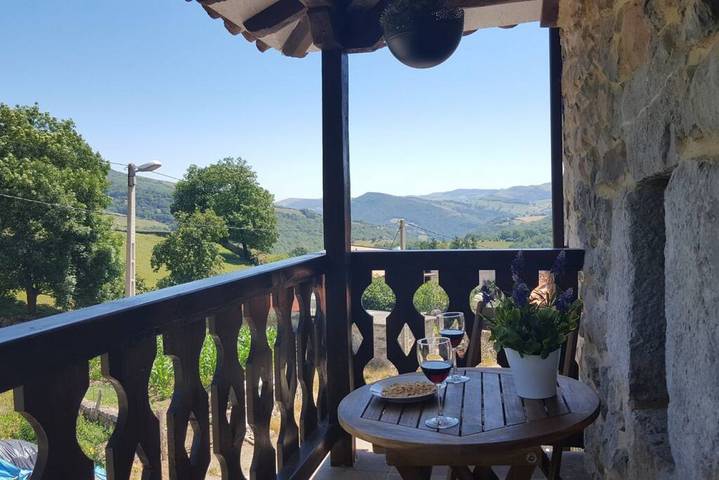 Apartamento de vacaciones para 9 personas, con balcón y balcón/terraza en Cantabria - 4