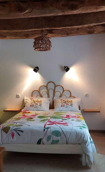 Chambre d’hôte pour 2 personnes, avec vue et jardin, adapté aux familles à Saint-Congard
