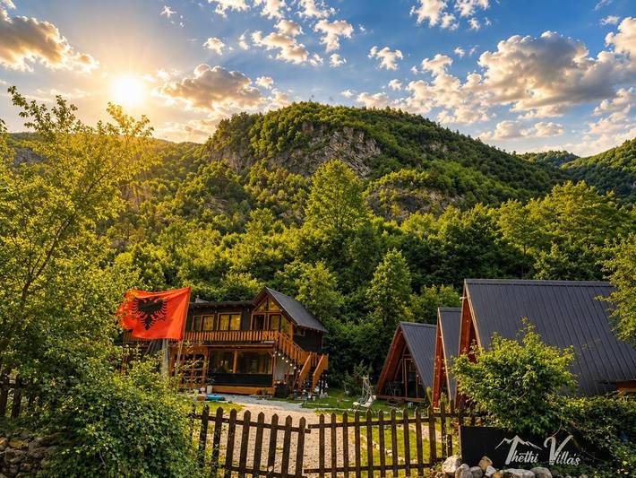 Location de vacances pour 2 personnes, avec Balcon ainsi que Jardin et Vue dans Theth