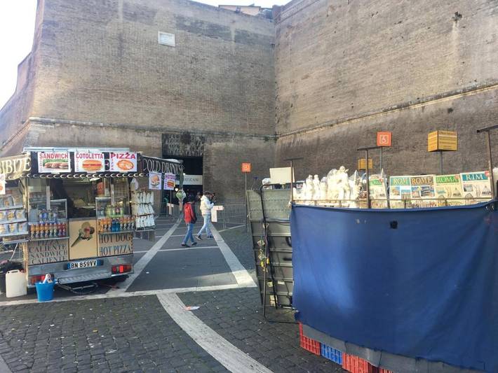 Chambre d’hôte pour 2 personnes, avec balcon et vue, animaux acceptés à Vatican - 2