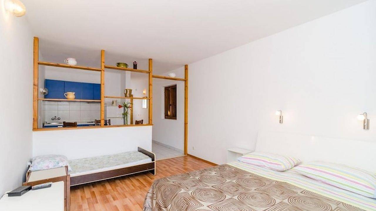 Ganze Ferienwohnung, Ferienwohnung für 3 Personen (30 m²) in Trstenik in Trstenik, Peljesac