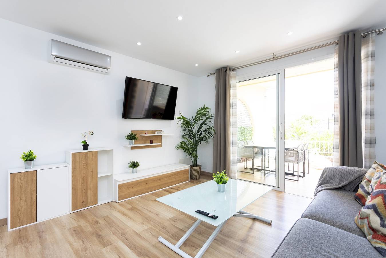 Entire apartment, Home2Book Stylish Apt Fañabé, Bbq Terrace & Pool in San Eugenio Alto, Adeje