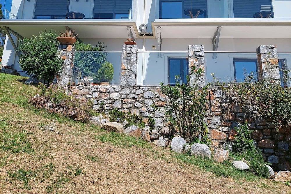 Ganze Wohnung, New Studio 2 in Sporaden