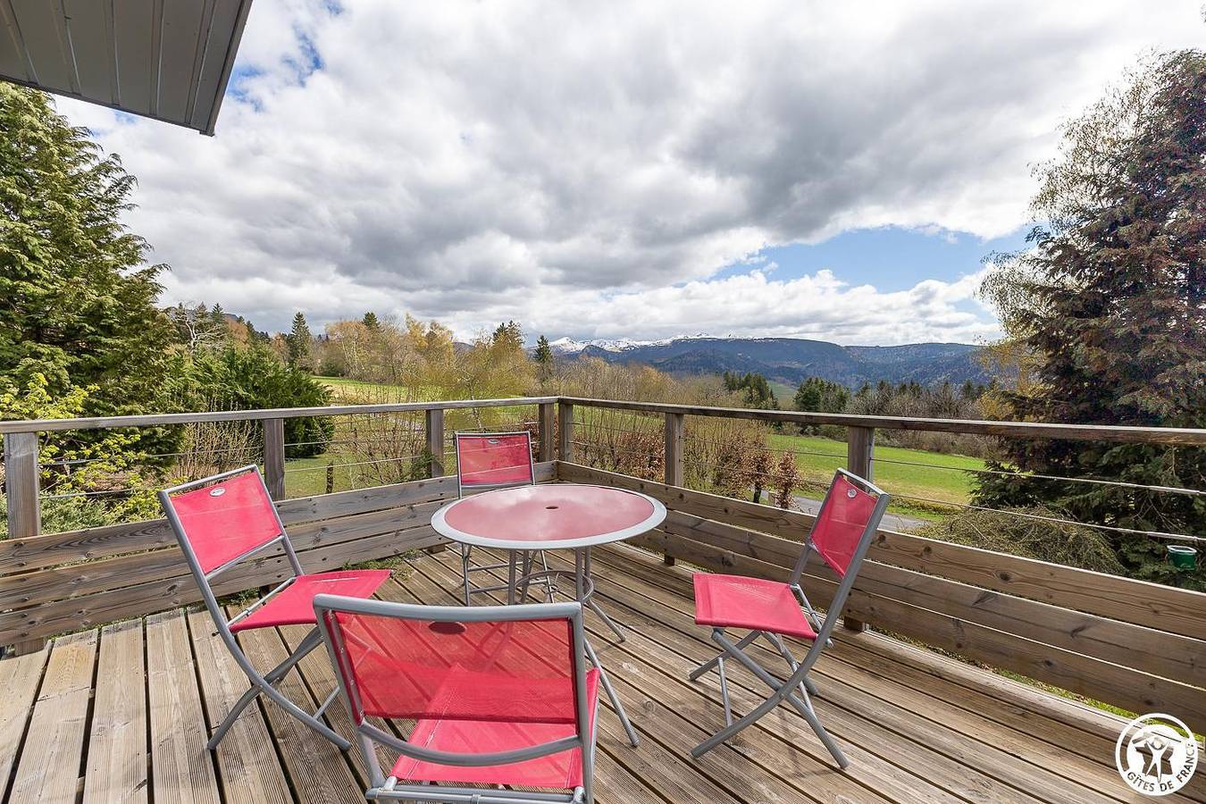 Chalet Les Six Ters in Murat-le-Quaire, Regionaler Naturpark Volcans d'Auvergne