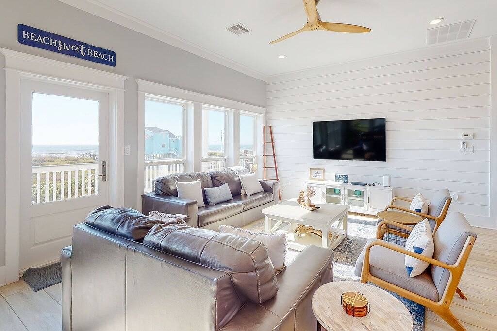 Luxe, Newly Built, Gulf-Front Home on 1.5 Acres with Private Beach Boardwalk in Galveston Island, Galveston