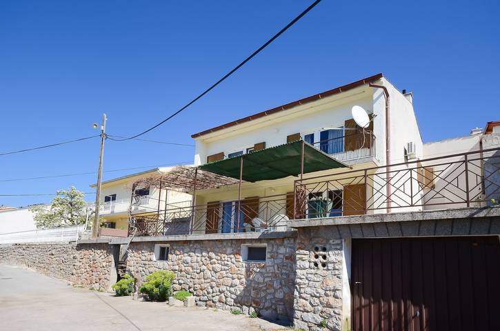 Ferienwohnung für 5 Personen, mit Balkon in Senj